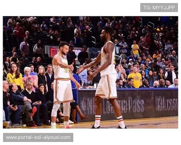 赛中关键位置表现评估：后卫协防、中场创造力与前锋效率